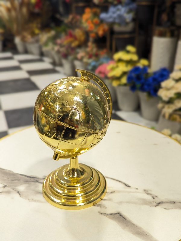 PXL_20251122_093309246.PORTRAIT Elegant Miniature Golden World Globe for Desk & Home Decor, High-Shine Metallic Finish Large Size